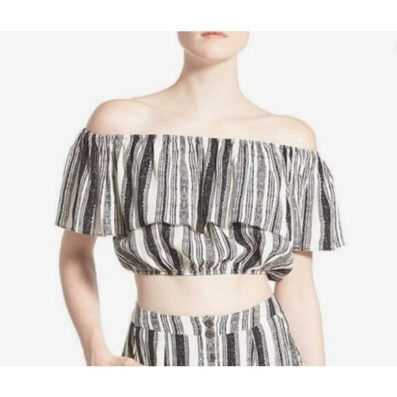 ASTR The Label Off Shoulder Stripe Crop Top Size Large NWT - Picture 11 of 11